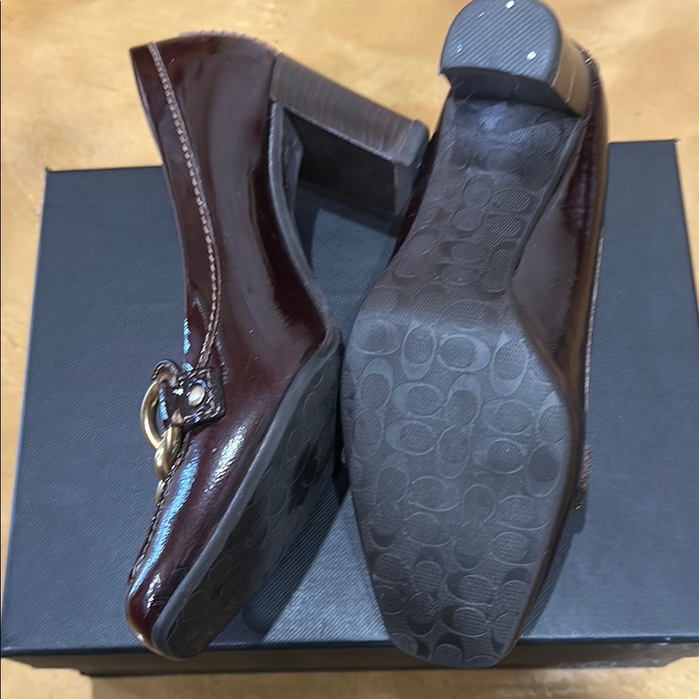 Coach Women's Dark Brown Loafers with Gold Chain Detail.  Gorgeous wine color - Picture 5 of 8